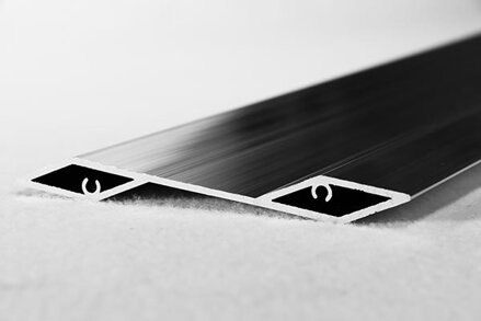 AL PLOTOVÁ LAMELA 115.2x53.4x1,6 mm KOSOŠTVORCE